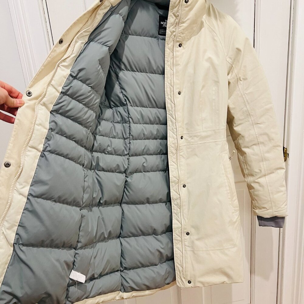 The North Face Artic Parka 550 Women’s Size Medium Down Jacket - Picture 9 of 16